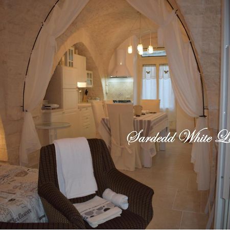 Вилла Sardedd White Luxury Чистернино Экстерьер фото