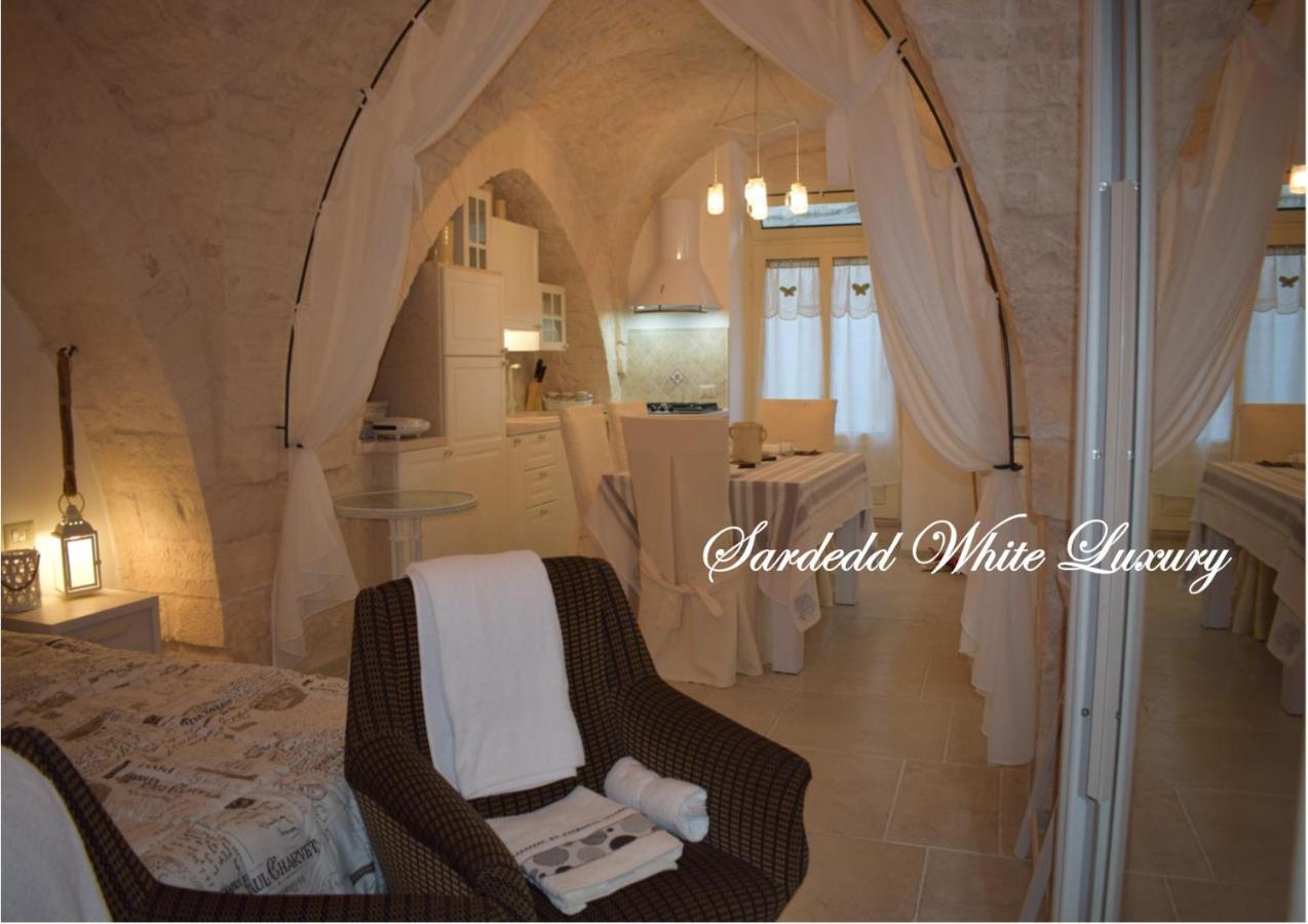 Вилла Sardedd White Luxury Чистернино Экстерьер фото